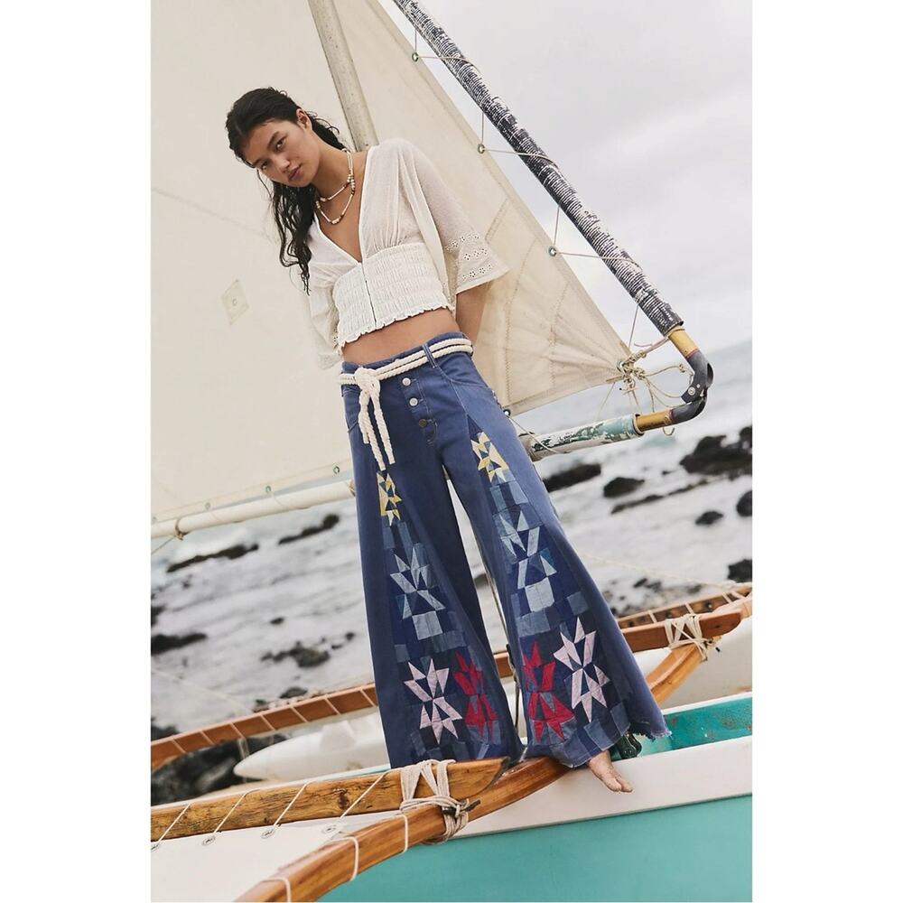 Free People Bohemian Retro 70s Kaleidoscope Patchwork Wide Leg Jeans Size 30 NWT - Picture 2 of 12